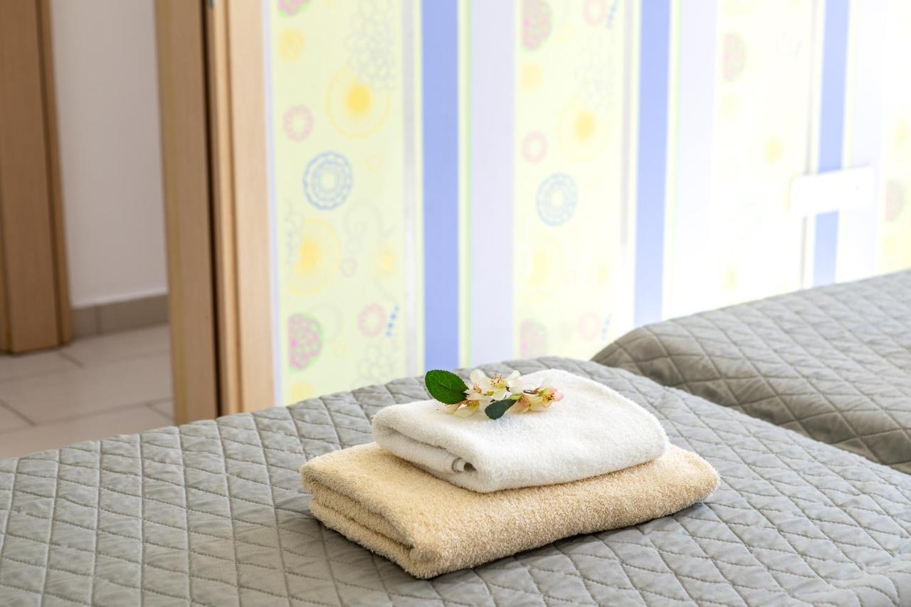 Fig Tree Bay Apartment 103 프로타라스 외부 사진