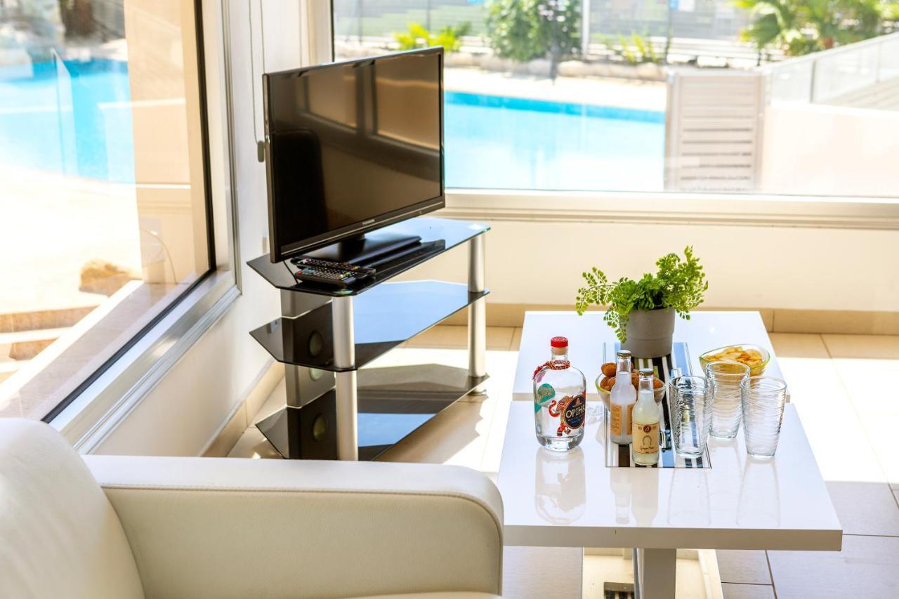 Fig Tree Bay Apartment 103 프로타라스 외부 사진